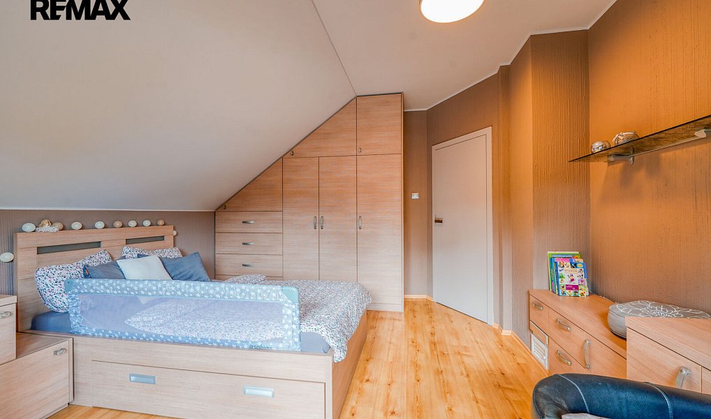 Prodej domu 200 m² s pozemkem 1 161 m², Plzeň – náhled fotky 11
