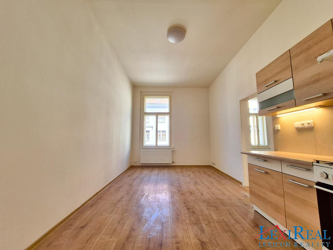 Pronájem bytu 2+kk 35 m² — photo 2