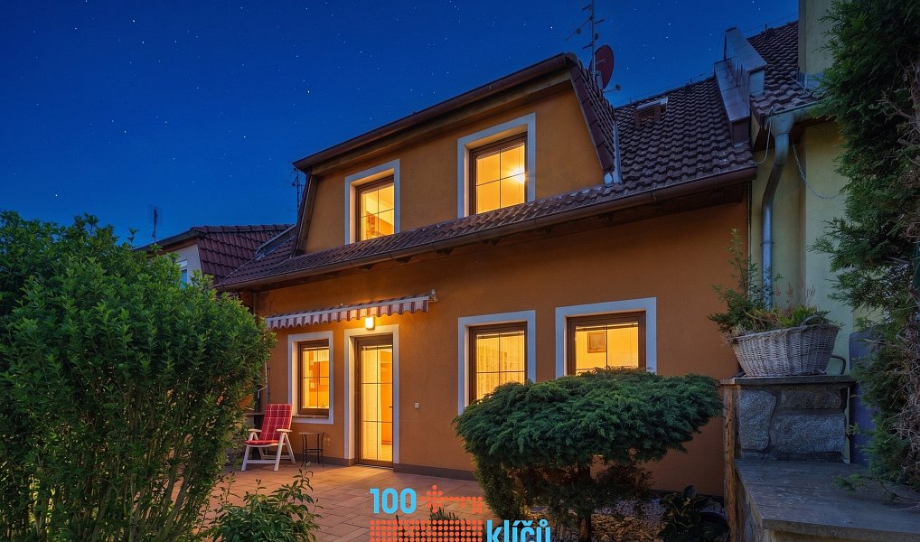 Prodej domu 186 m² s pozemkem 344 m², Jindřichův Hradec – náhled fotky 21