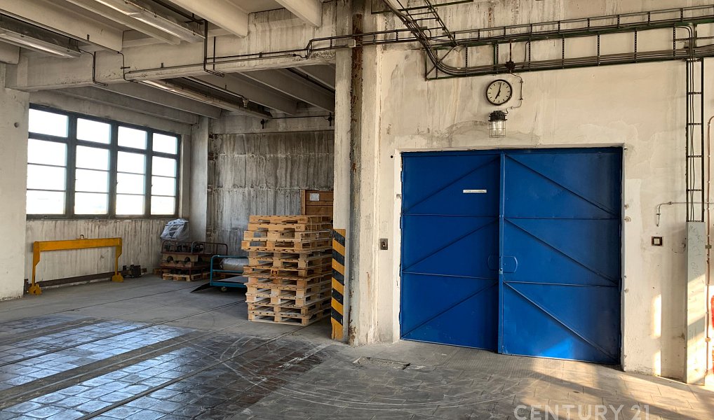 Pronájem skladovacích prostor 1 422 m², Chropyně – náhled fotky 3