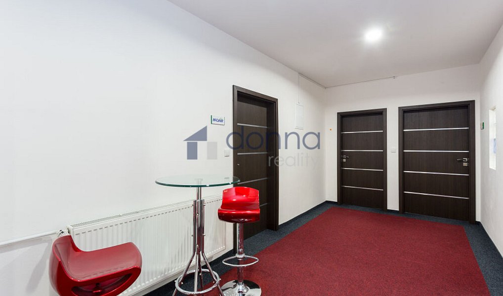 Pronájem kanceláře 43 m², Praha – náhled fotky 4