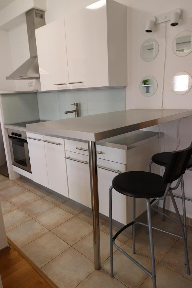 Pronájem bytu 1+kk 35 m² — photo 2