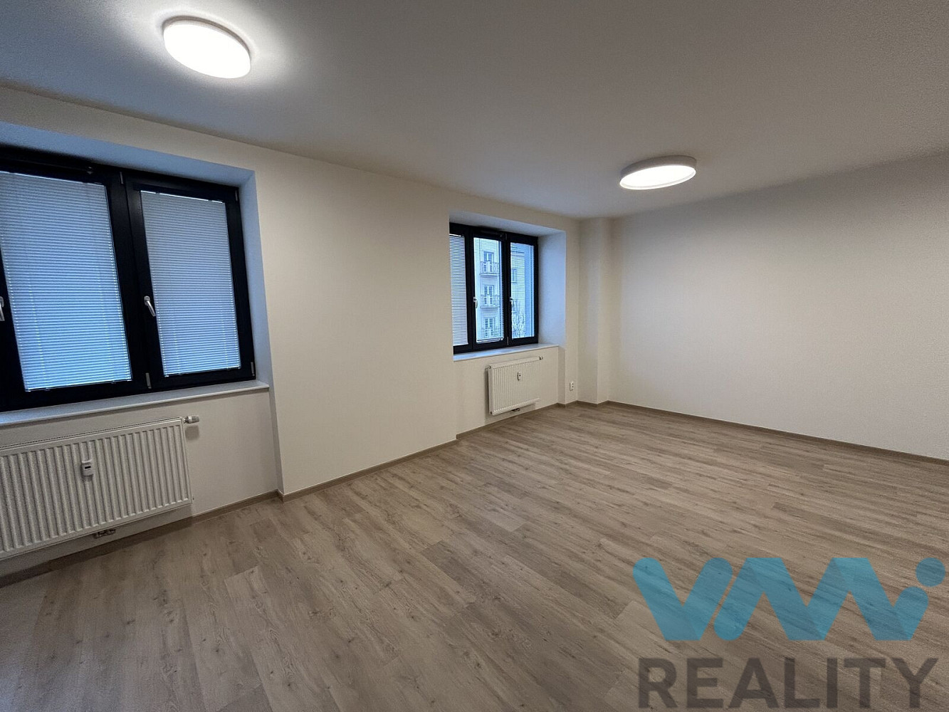 Pronájem bytu 2+kk 56 m² – pohled 6