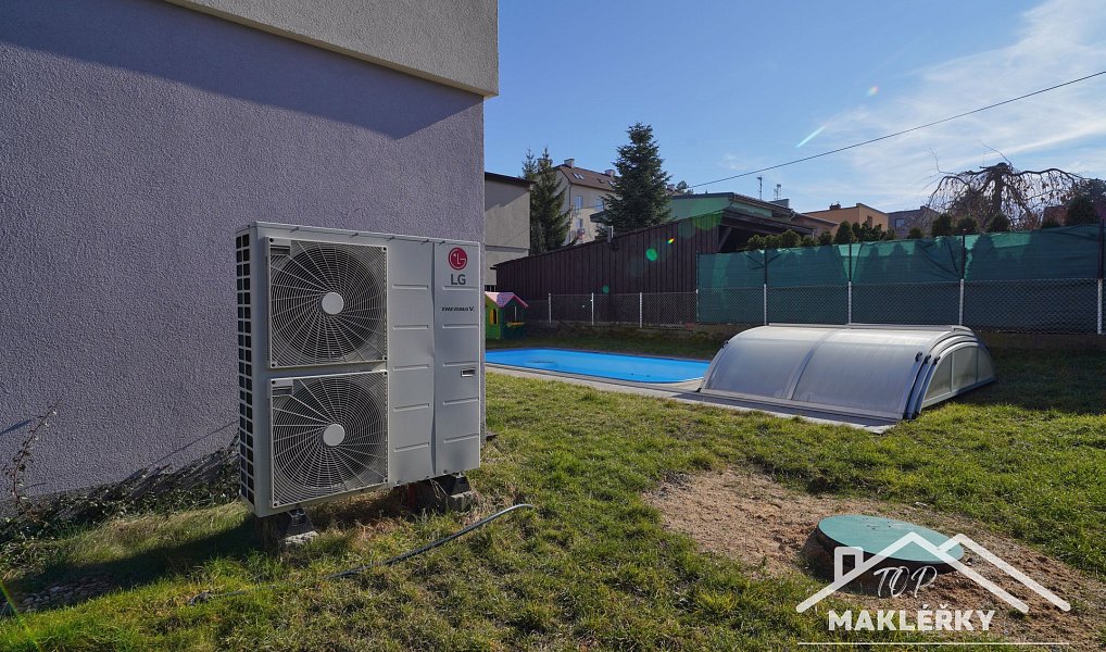 Prodej domu 186 m² s pozemkem 568 m², Zásmuky – náhled fotky 31
