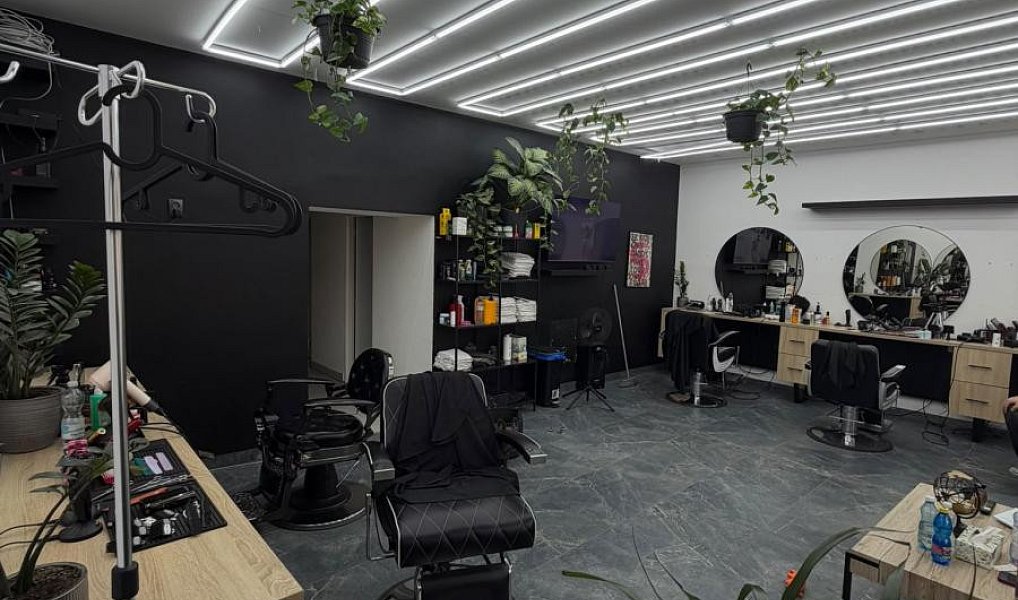 Pronájem obchodních prostor 120 m², Praha – náhled fotky 2