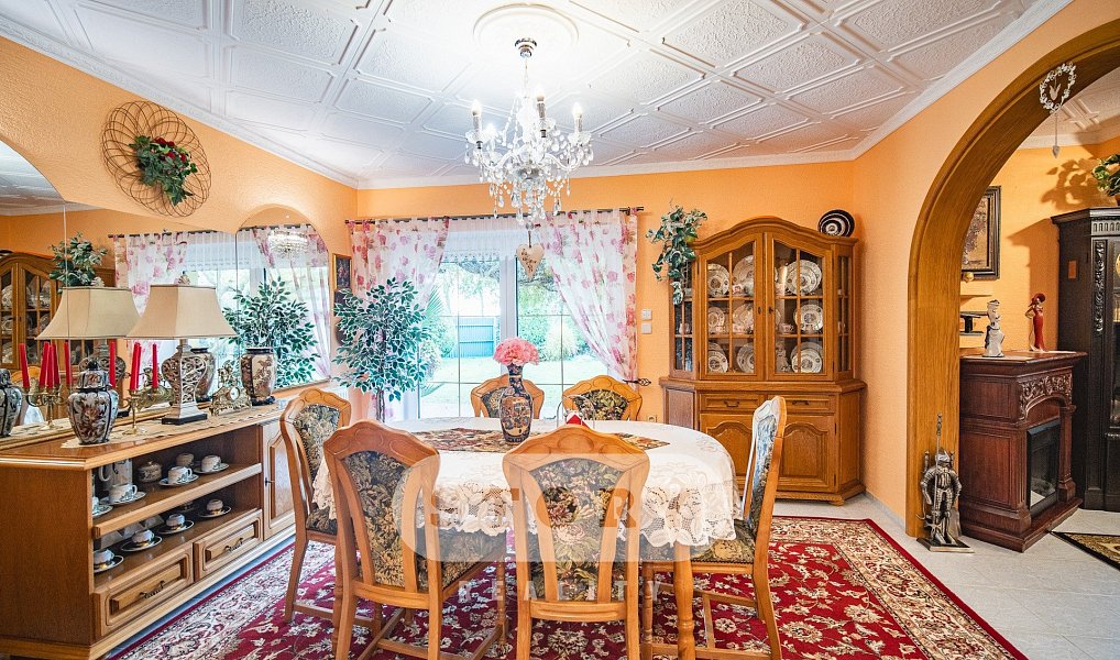 Prodej domu 182 m² s pozemkem 1 064 m², Uničov – náhled fotky 9
