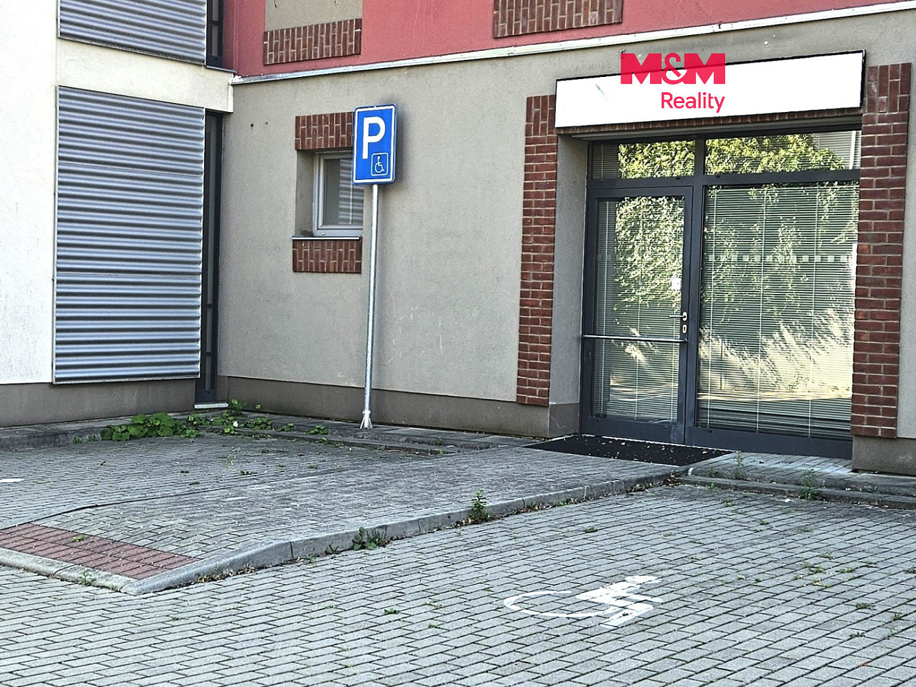 Prodej obchodních prostor 59 m²