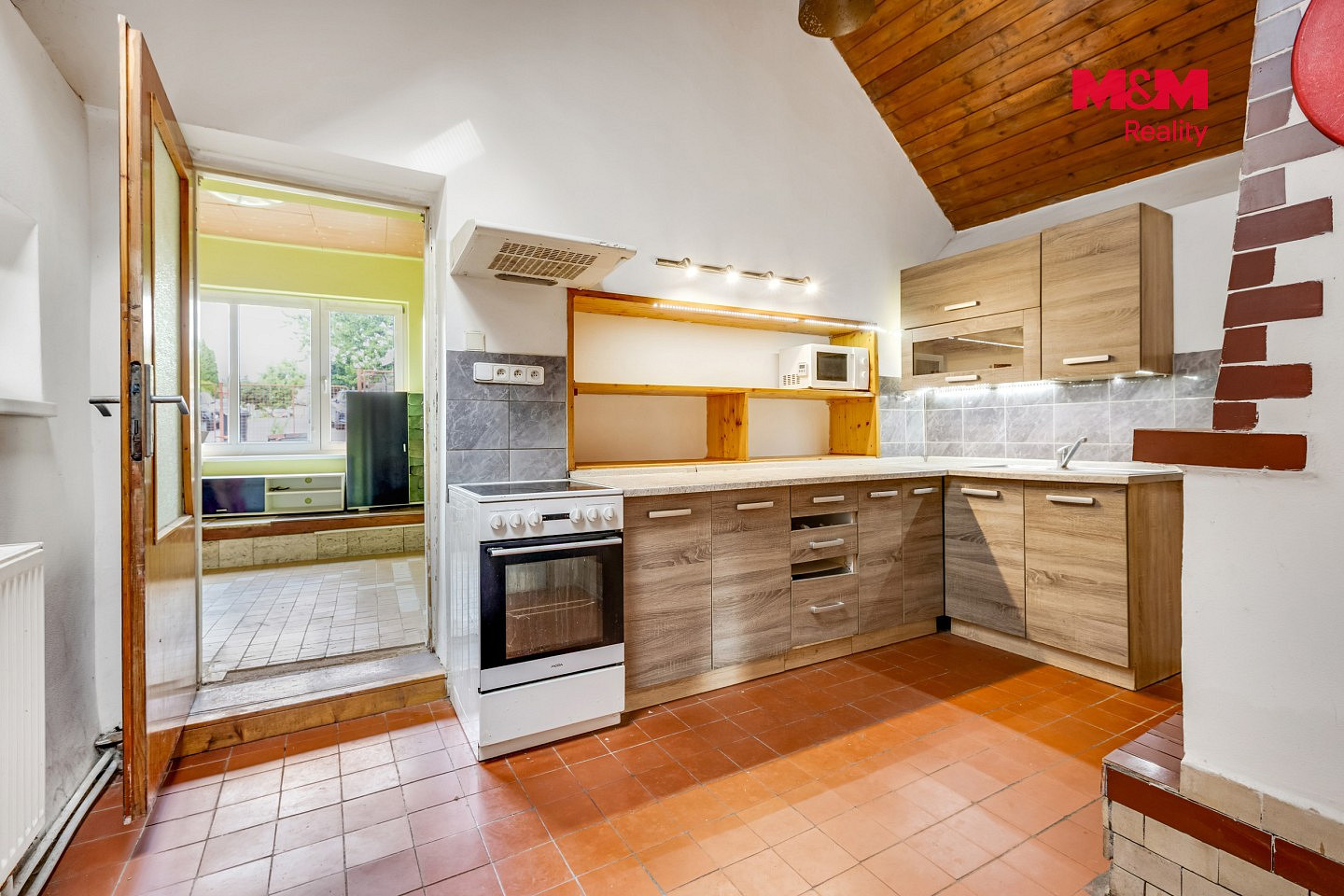 Prodej domu 157 m² s pozemkem 1 287 m² – fotografie 2