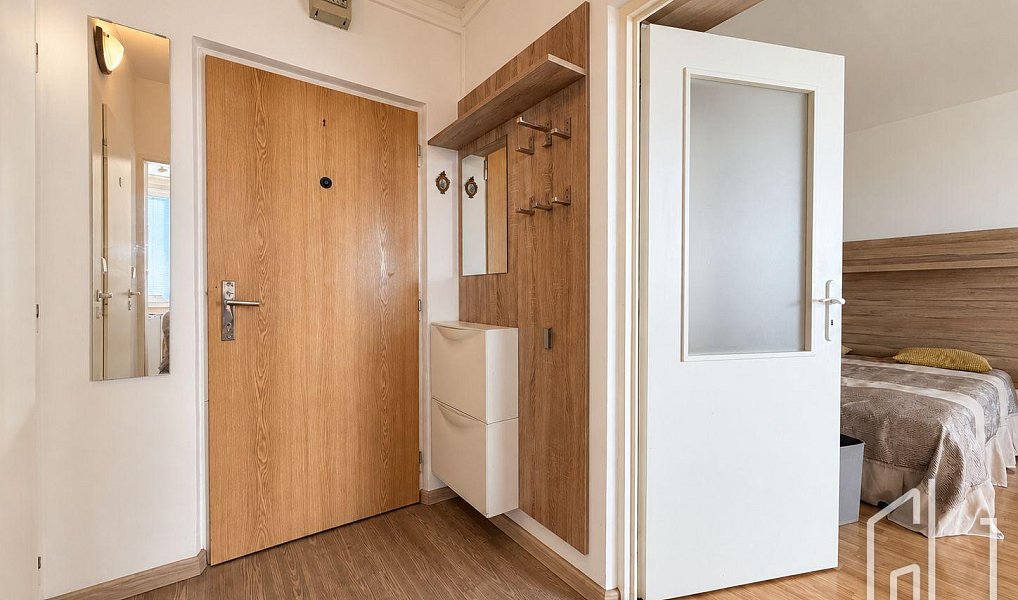 Prodej bytu 1+1 36 m², Praha – náhled fotky 11