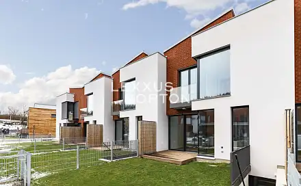 Pronájem domu 190 m² s pozemkem 420 m², V Šáreckém údolí, Praha 6 - Dejvice