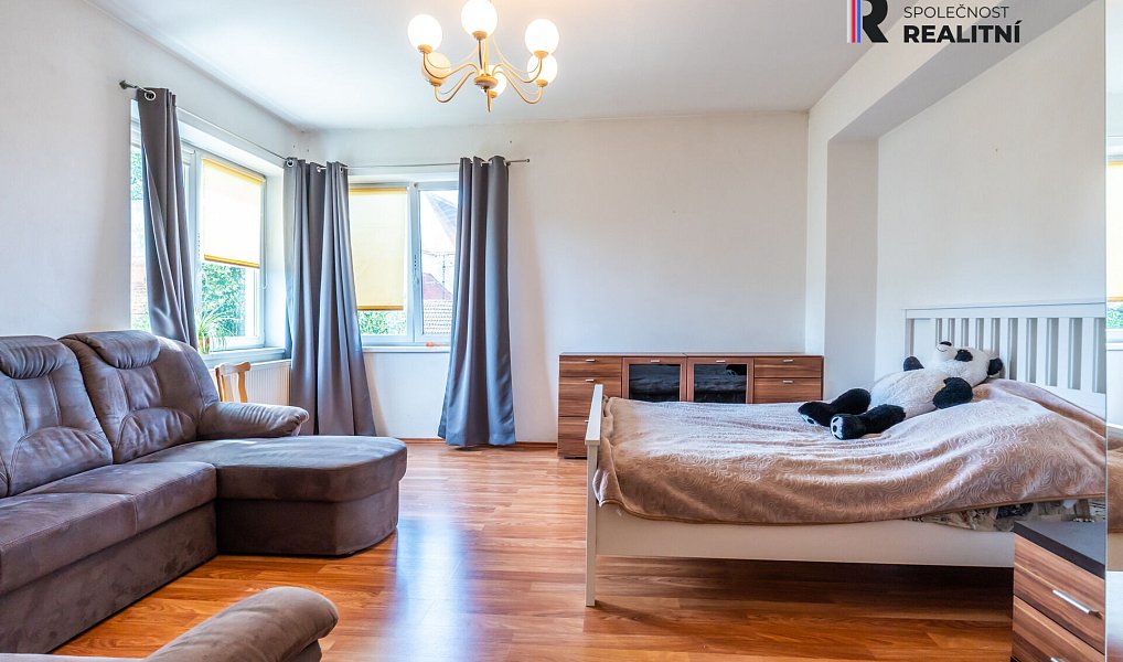 Prodej domu 420 m² s pozemkem 1 238 m², Jevišovice – náhled fotky 16