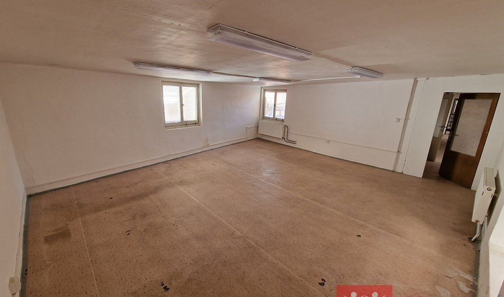 Pronájem obchodních prostor 120 m², Znojmo – náhled fotky 3