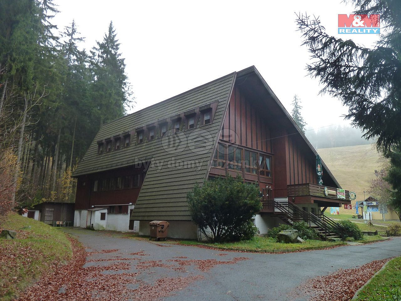 Prodej ubytovacího objektu 1 238 m²