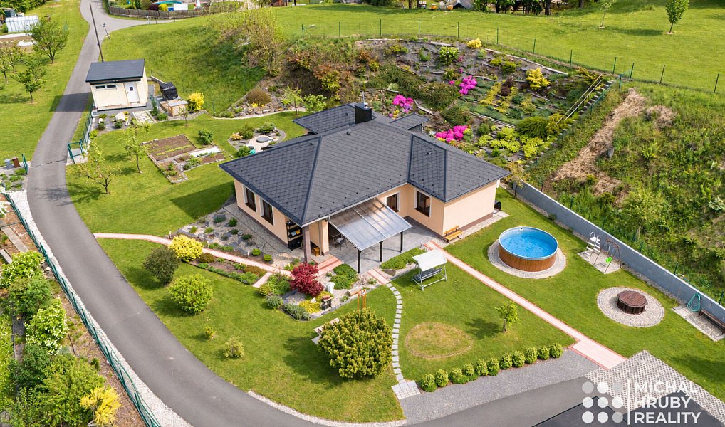 Prodej domu 122 m² s pozemkem 2 800 m², Brumovice – náhled fotky 4