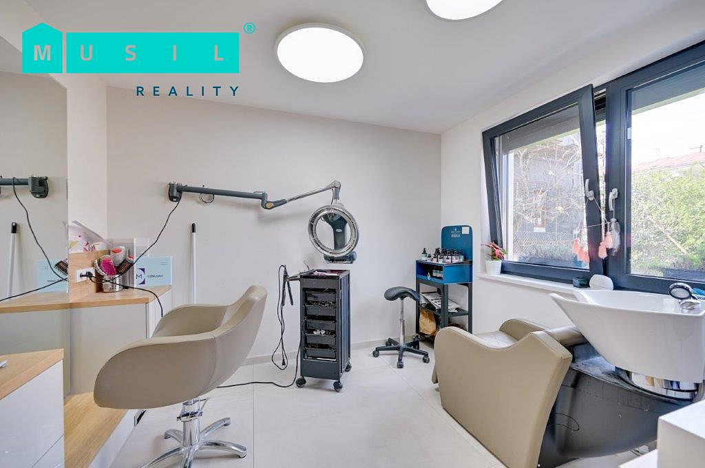 Prodej domu 160 m² s pozemkem 454 m² - Mehr