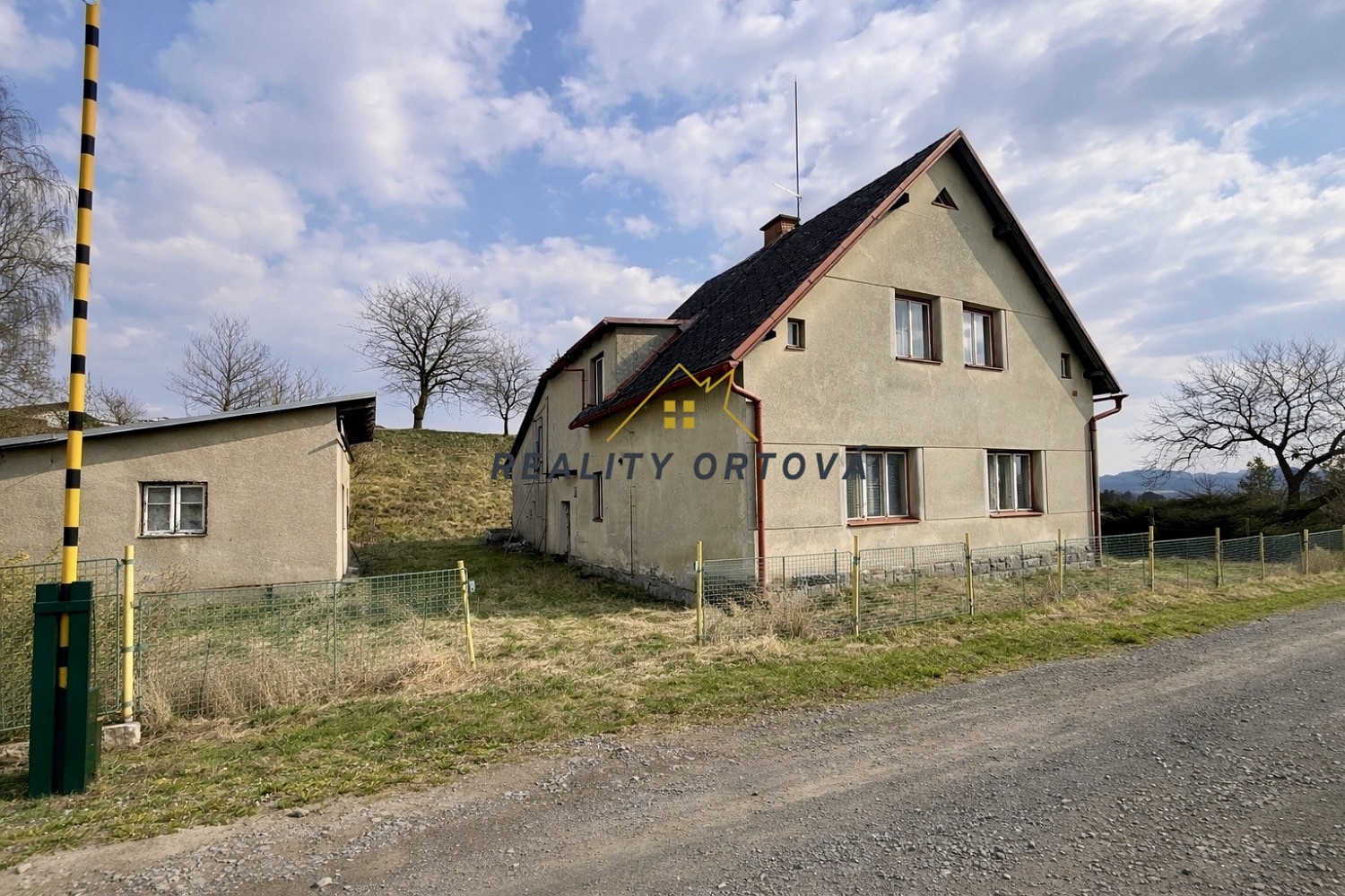 Prodej domu 179 m² s pozemkem 3 930 m² – fotografie 3