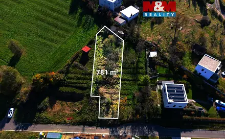 Prodej stavebního pozemku 781 m², Zlín - Příluky