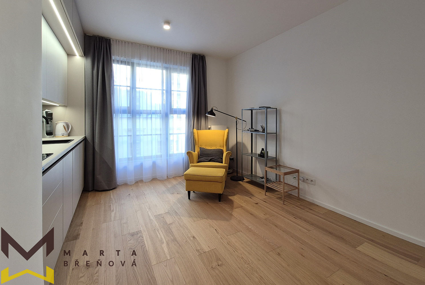 Pronájem bytu 1+kk 21 m² – fotografie 2