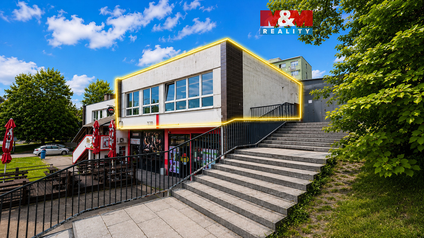 Pronájem obchodních prostor 82 m²