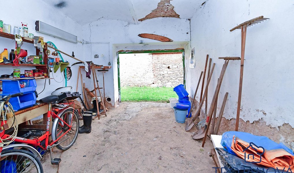 Prodej domu 120 m² s pozemkem 951 m², Tehov – náhled fotky 23