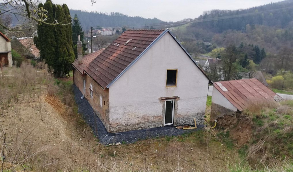 Prodej domu 135 m² s pozemkem 1 090 m², Městečko – náhled fotky 27