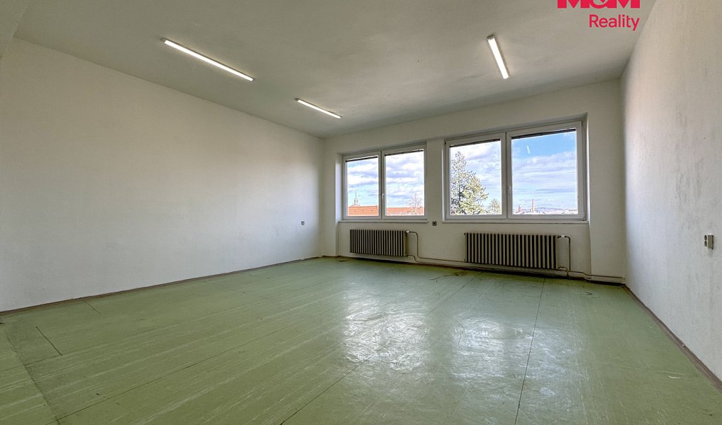 Pronájem kanceláře 34 m², Benešov – náhled fotky 3