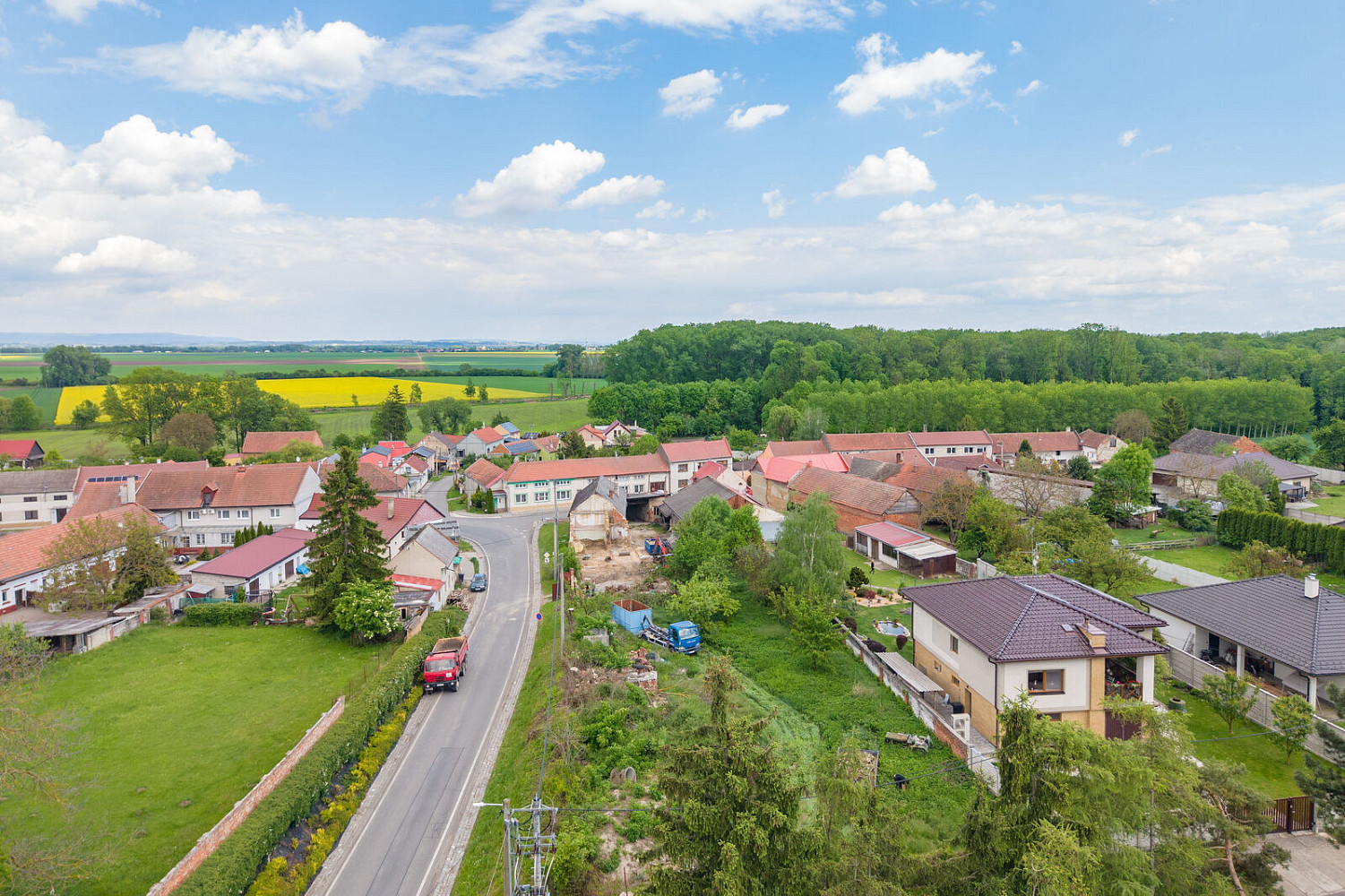Prodej stavebního pozemku 645 m² – fotografie 4
