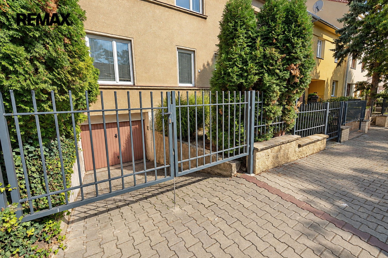 Prodej domu 284 m² s pozemkem 375 m² – fotografie 3