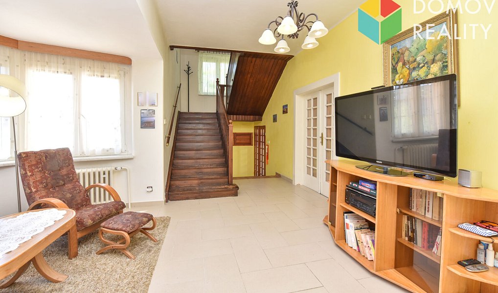 Prodej domu 220 m² s pozemkem 831 m², Beroun – náhled fotky 10