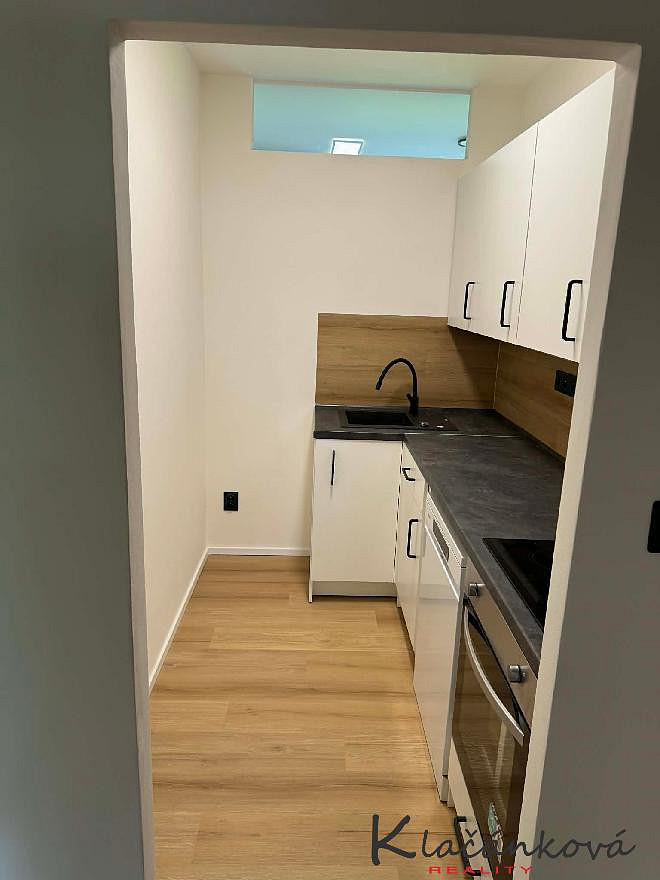 Prodej bytu 3+1 61 m² — photo 2
