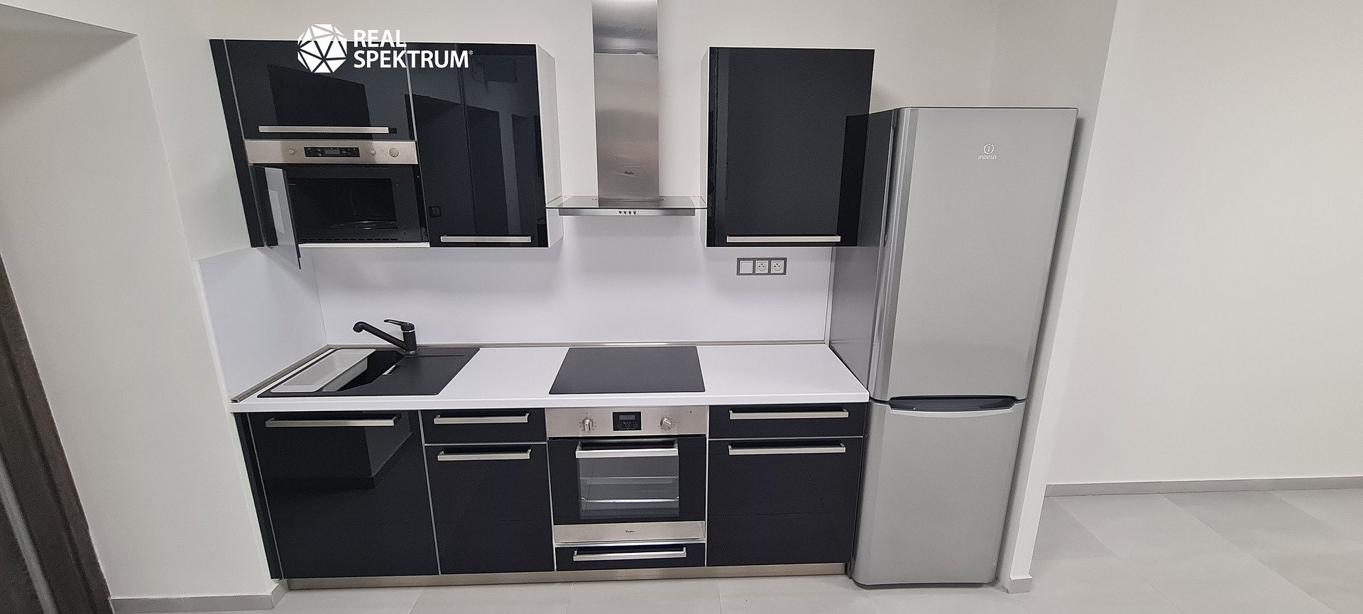 Pronájem bytu 1+kk 27 m² — photo 3