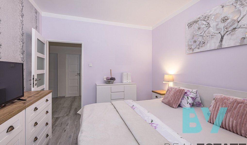 Prodej domu 308 m² s pozemkem 731 m², Praha – náhled fotky 14