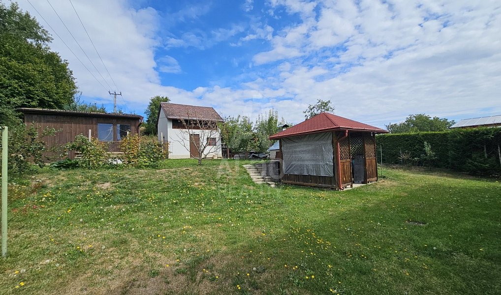 Prodej domu 130 m² s pozemkem 1 020 m², Ločenice – náhled fotky 9