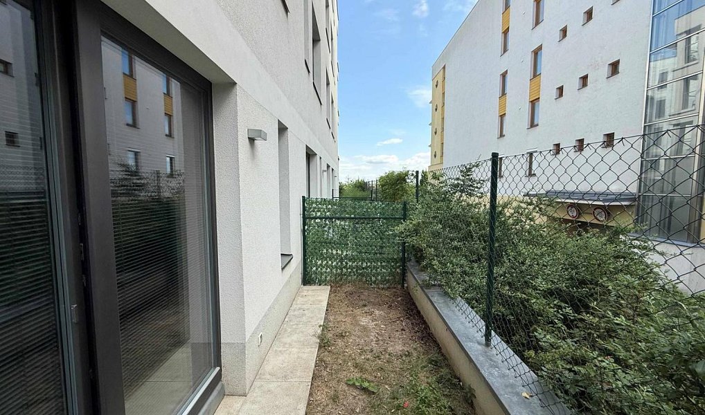 Pronájem bytu 1+kk 39 m², Praha – náhled fotky 12