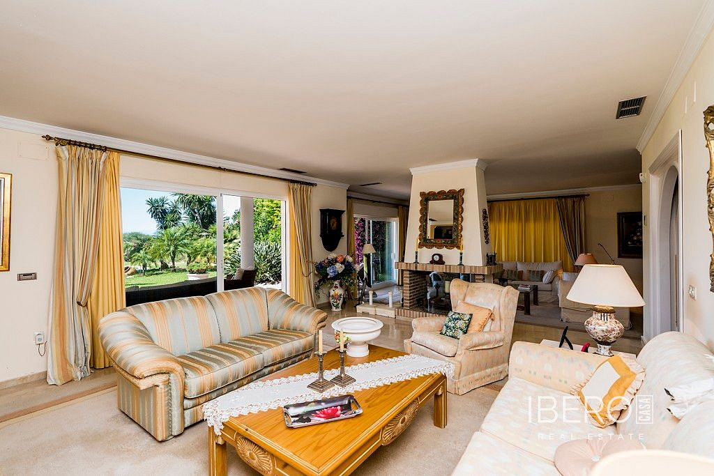 Casa 5+kk – Marbella, Barrio Alto - Más