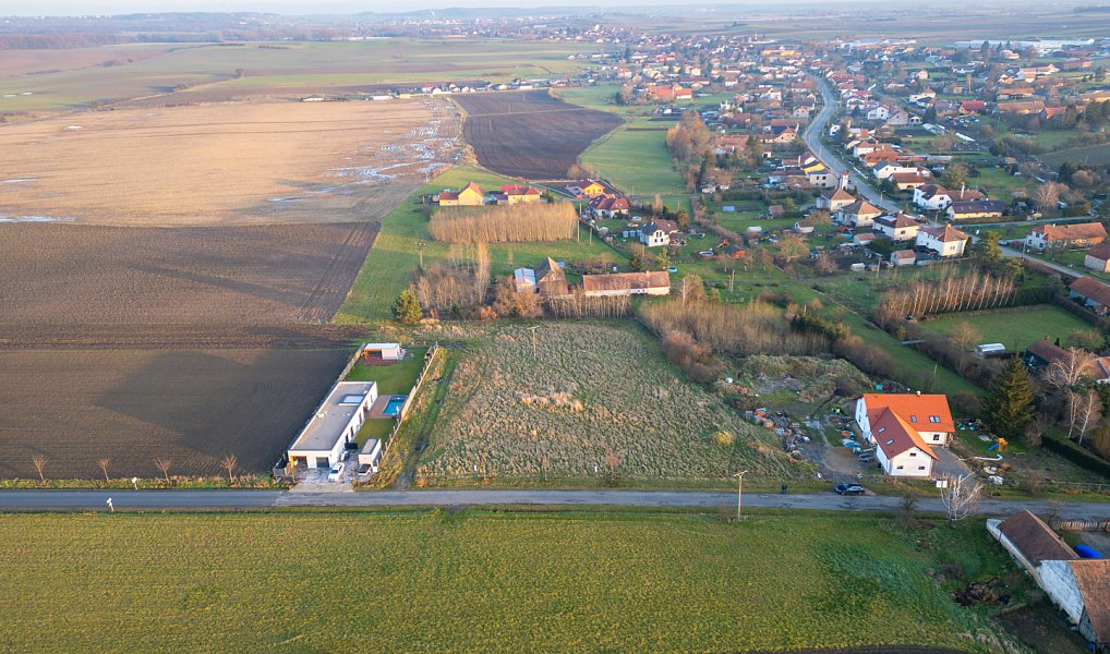 Prodej stavebního pozemku 1 158 m², Dolní Ředice – náhled fotky 4