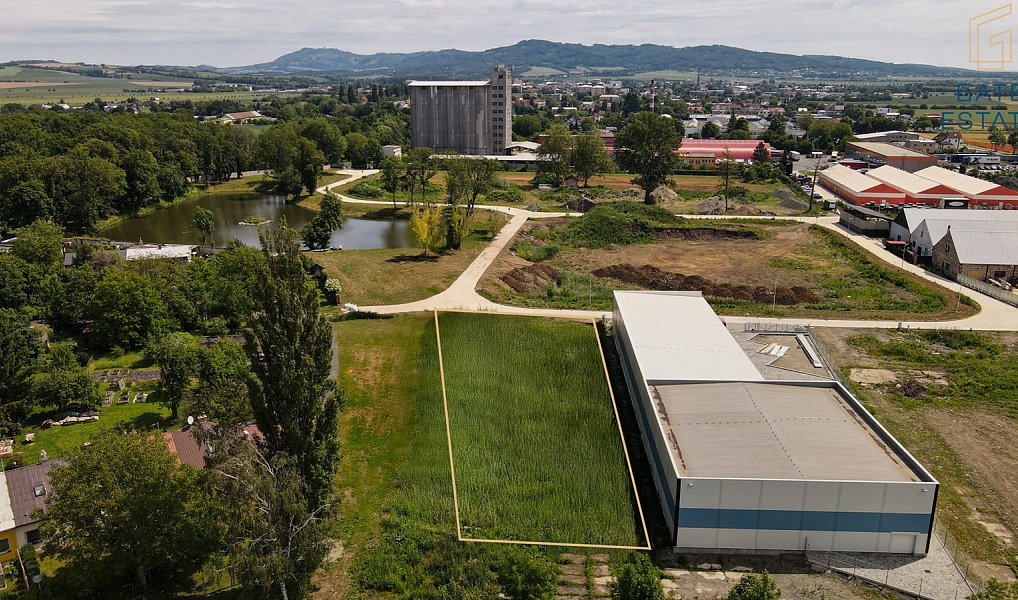 Prodej komerčního pozemku 2 397 m², Holešov – náhled fotky 4