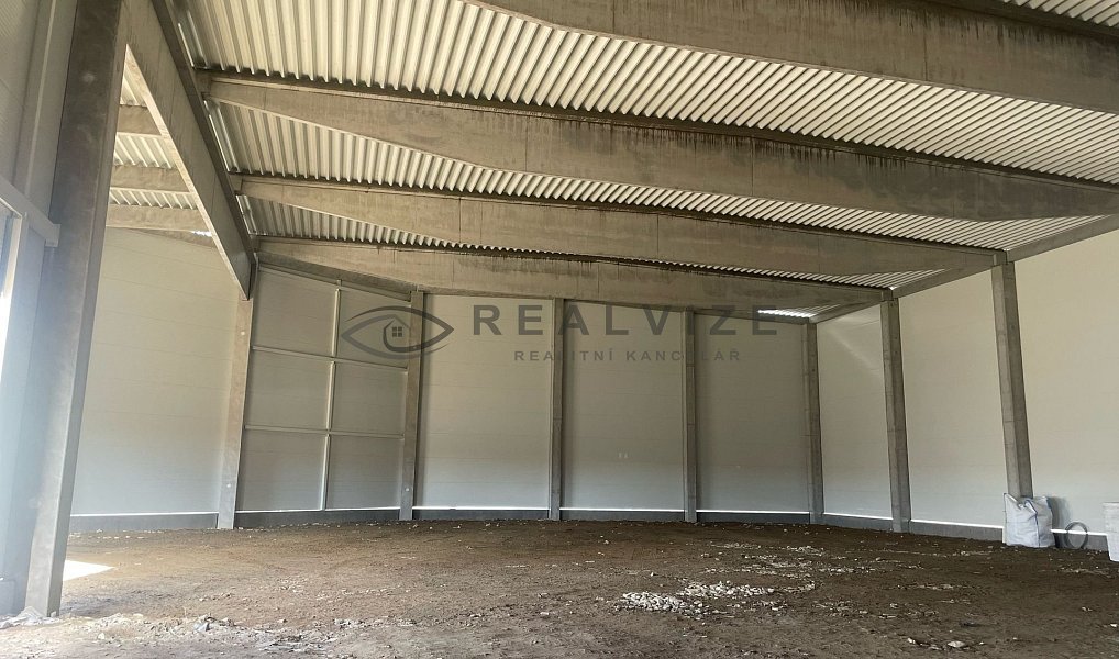 Pronájem skladovacích prostor 456 m², Kamenný Újezd – náhled fotky 2