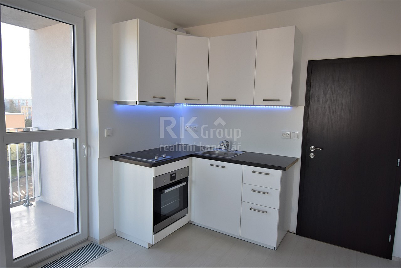 Pronájem bytu 1+kk 38 m²
