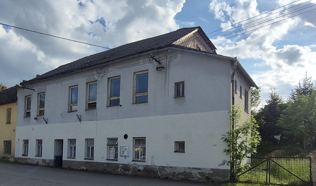 Prodej ubytovacího objektu 372 m², Rohozná – náhled fotky 3