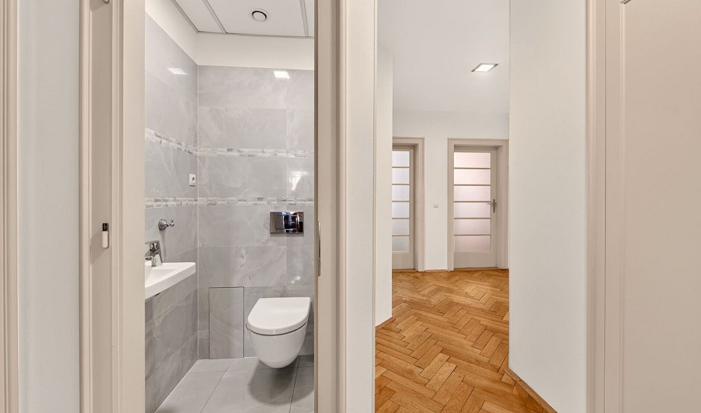 Prodej bytu 3+1 96 m², Praha – náhled fotky 18