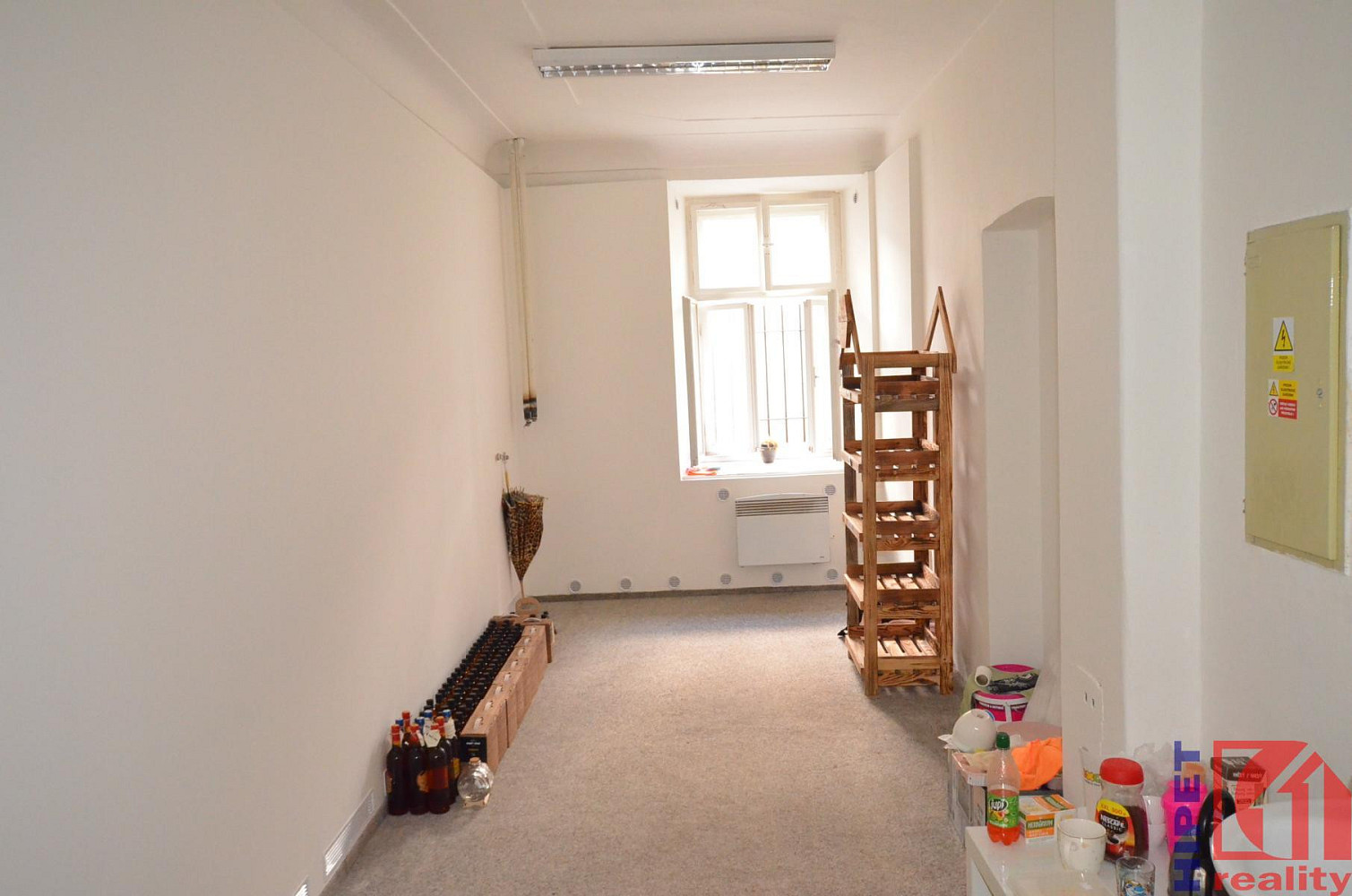 Pronájem kanceláře 18 m² – fotografie 2