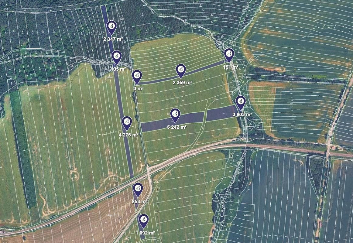 Prodej pole 2 539 m²