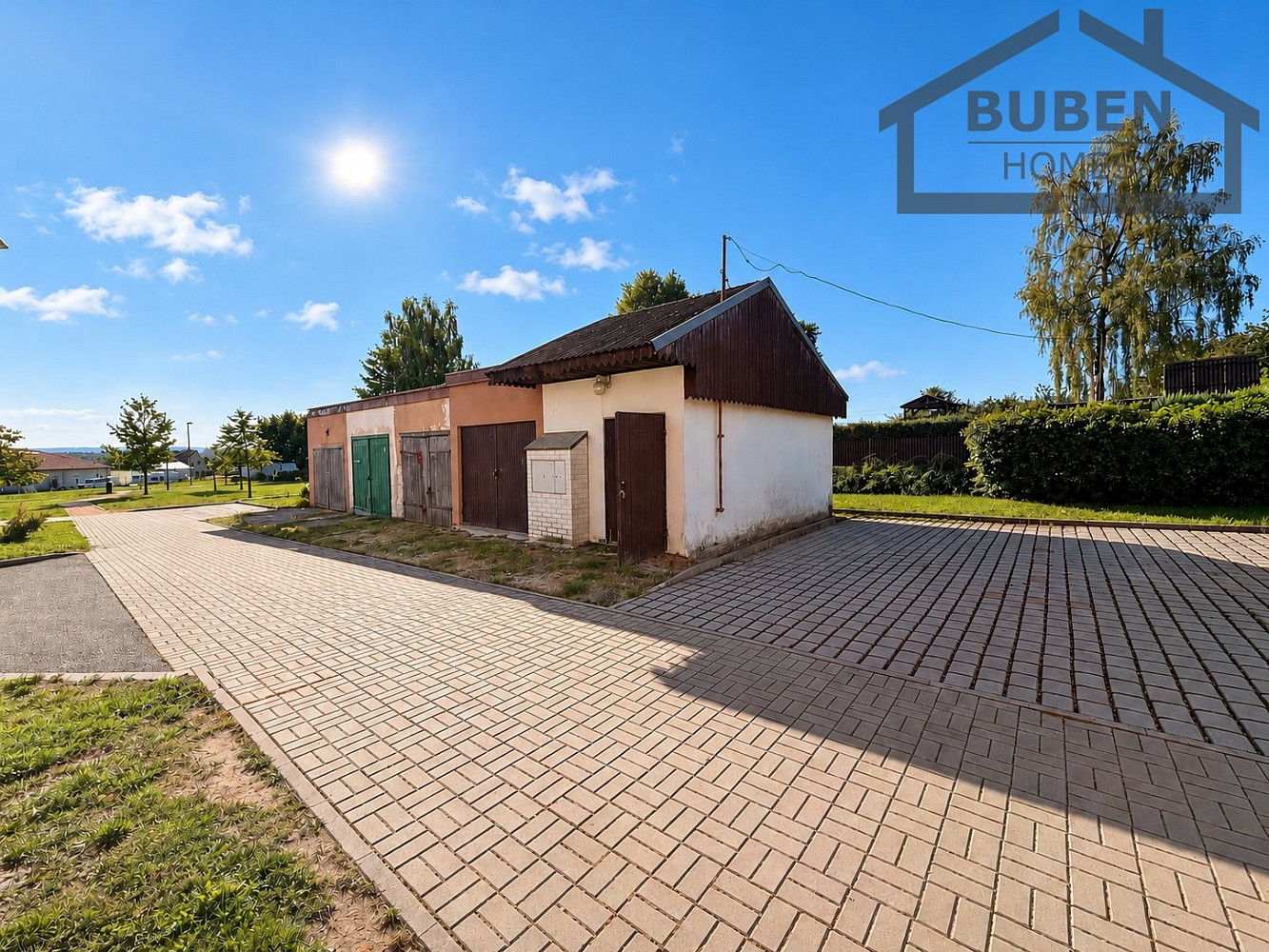 Prodej nebytového prostoru - prodejna (garáž, sklad) 20 m2, Tisová – fotografie 2