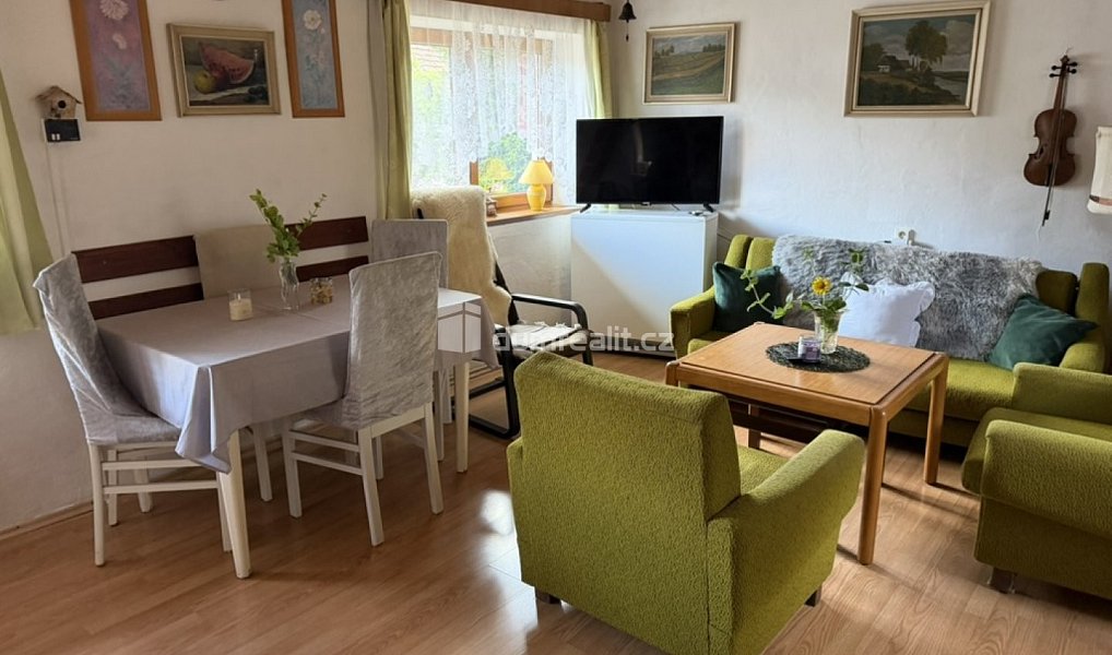Prodej domu 163 m² s pozemkem 686 m², Hlohová – náhled fotky 7