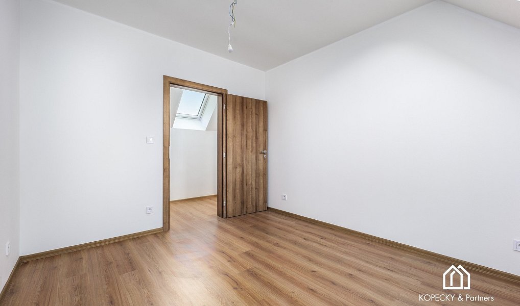 Prodej domu 139 m² s pozemkem 237 m², Praha – náhled fotky 22