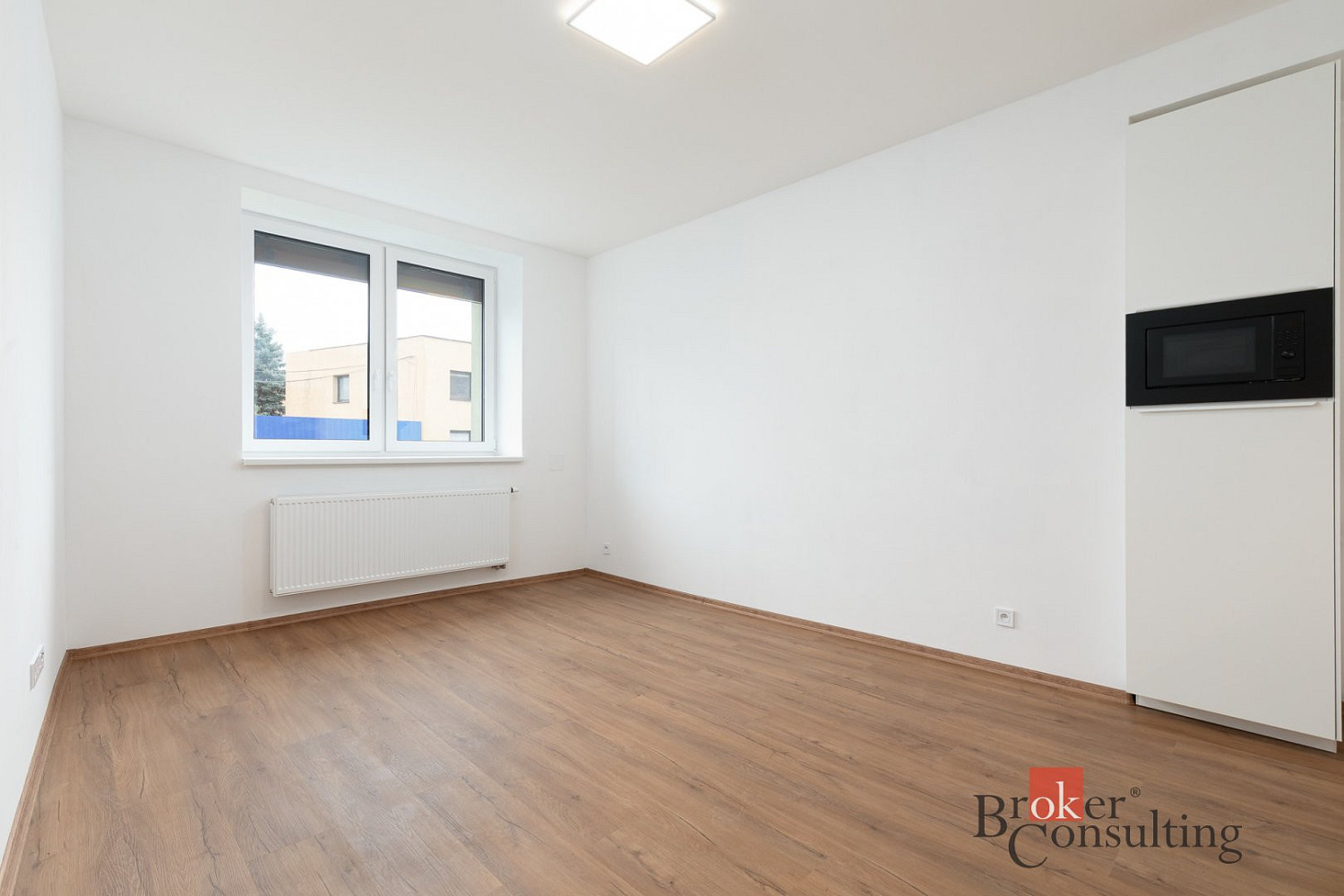 Pronájem bytu 2+kk 41 m² – pohled 5