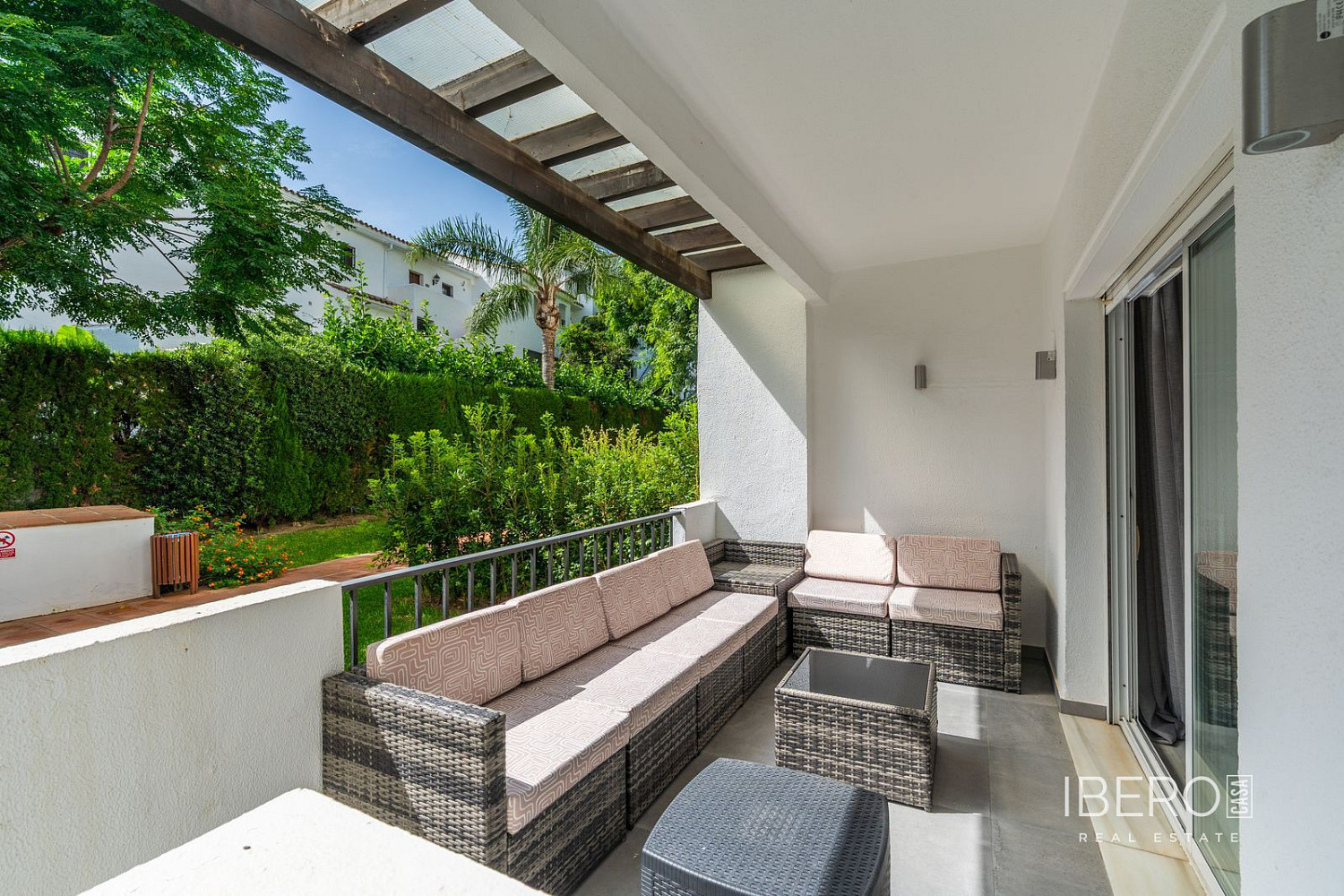 Piso 3+kk – Marbella, Nueva Andalucía - Vista 3