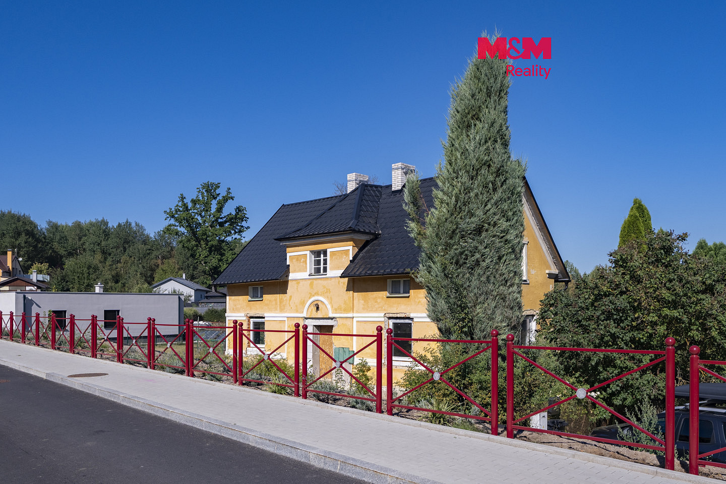 Prodej domu 267 m² s pozemkem 2 668 m²
