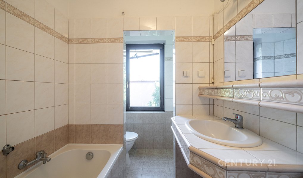 Prodej domu 217 m² s pozemkem 800 m², Nehvizdy – náhled fotky 18